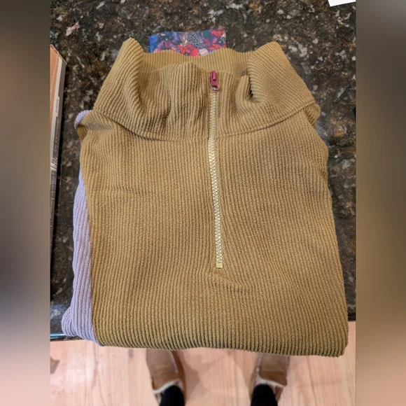 Youer long sleeve chill top - Picture 2 of 5